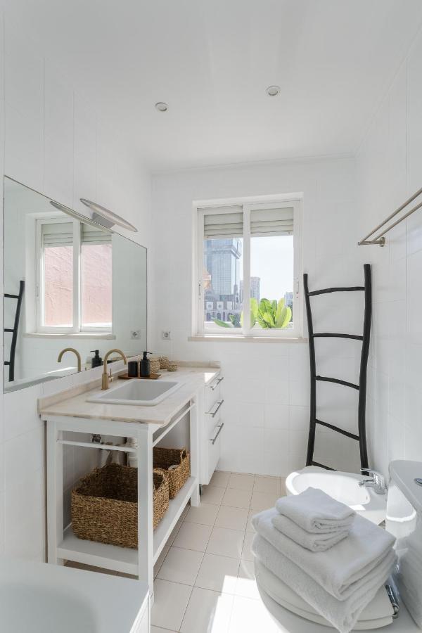 Casa Boma Lisboa - Lighting Apartment With Private Balcony - Campolide I 외부 사진